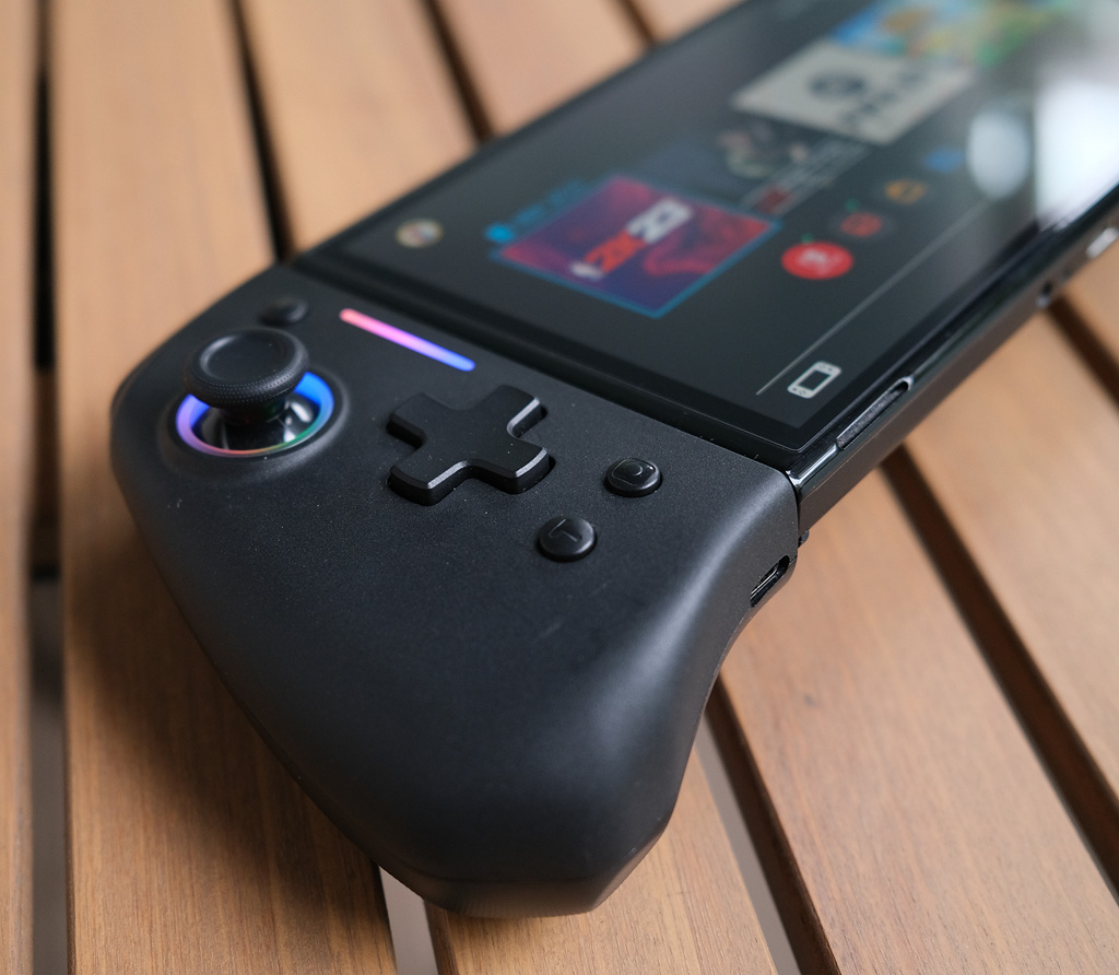 Nyxi Hyperion linker Controller mit D-Pad